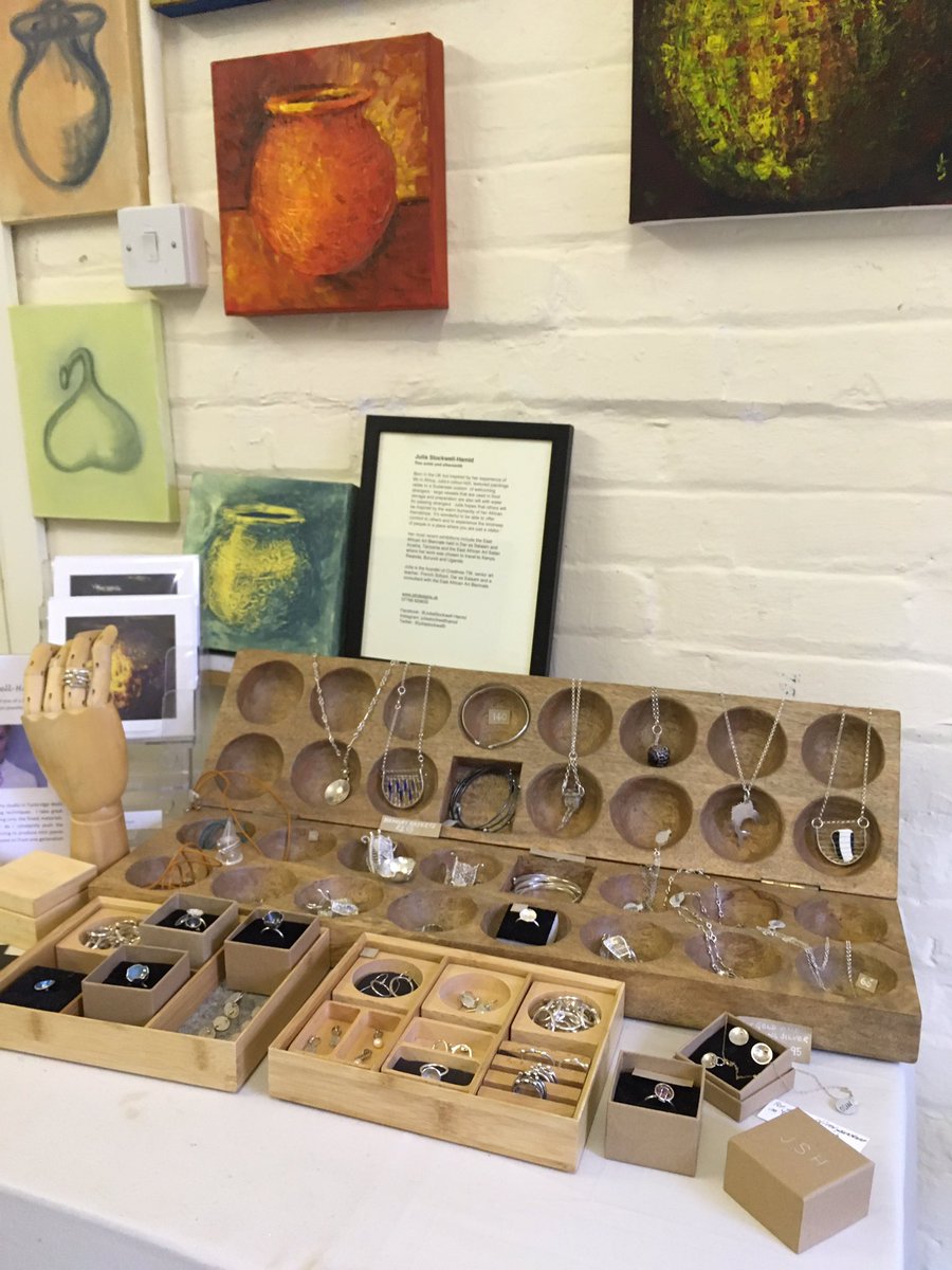 If you still haven’t found that something special -there’s some beautiful handmade #jewellery on sale at the open studio Red Door Studios opposite Costa, St.Johns, #tunbridgewells
