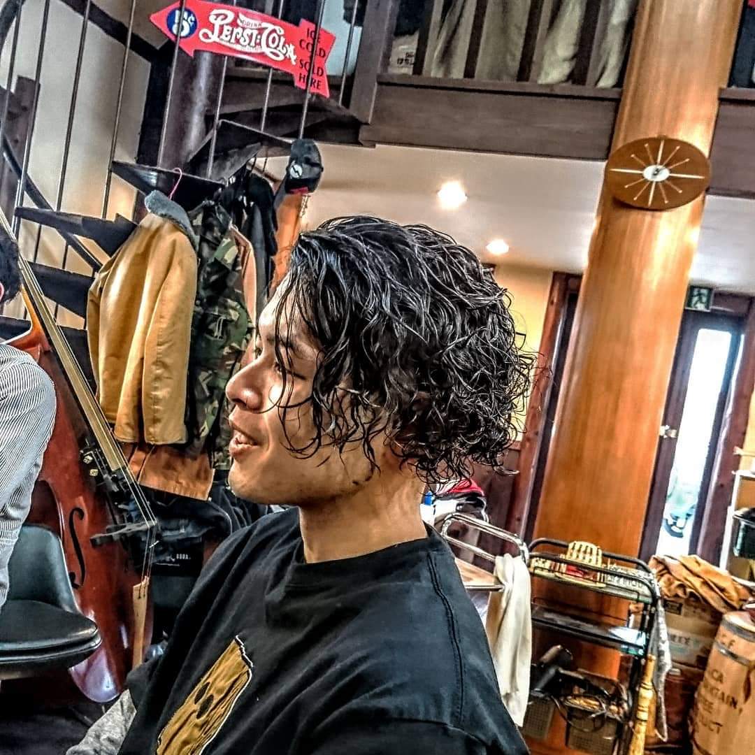 Hillbilly Cat Toshi グラデーションパーマでグランジスタイルに仕上げてみました ツーブロック ファッション アメカジ 木更津美容室 メンズパーマ メンズ髪型 君津美容室 刈り上げ 富津美容室 散髪屋hillbillycat メンズヘア メンズ Hillbilly Cat Toshi グラデーションパーマでグランジスタイルに仕上げてみました ツーブロック ファッション アメカジ 木更津美容室 メンズパーマ メンズ髪型 君津美容室 刈り上げ 富津美容室 散髪屋hillbillycat メンズヘア メンズ