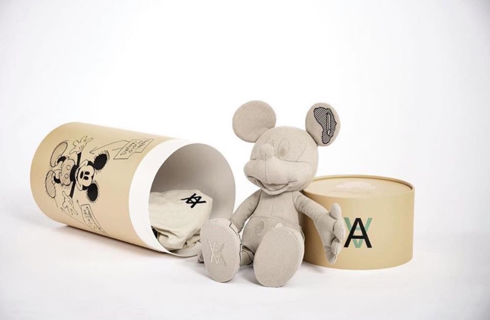 INSTINCTOY's tweet photo. Innersectの戦利品!
Tom and Jerry Burger(Black ver.)
Daniel Arsham Mickey Mouse plush (Large & Regular)
ミッキーは箱大き過ぎの為、現地から発送で後日着予定。到着が楽しみです。
#DanielArsham #ダニエルアーシャム #Mickey #plush #TOMANDJERRY #Innersect #上海 #戦利品 https://t.co/Hano5yfFK9