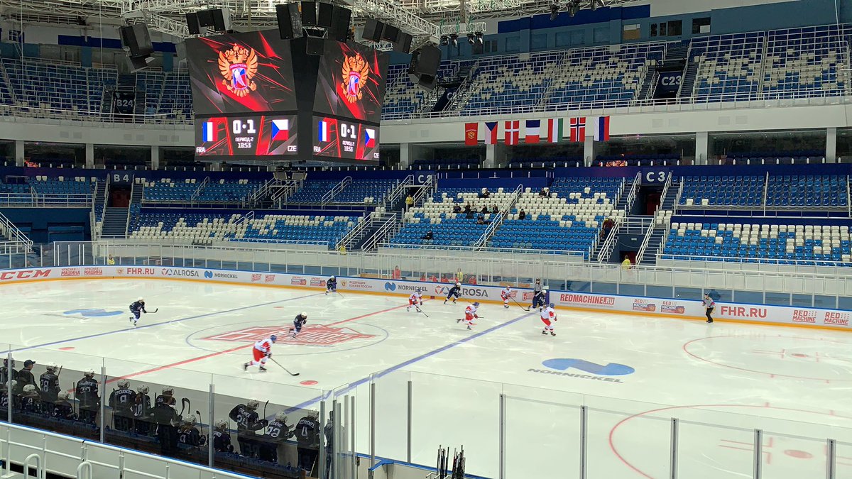 🇫🇷 - 🇨🇿: début du tiers 2/3 sur le score de 0-1. <a href="/Hockey_FRA/">Équipes de France Hockey 🏒</a>