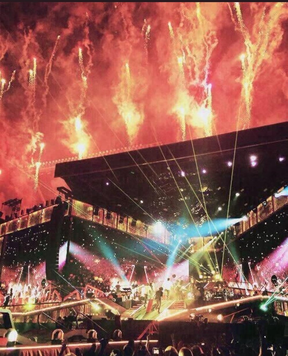 letmelive28's tweet image. #1DWins10s..... ONEDIRECTION IS AND ALWAYS WILL BE THE BEST BOYBAND EVER....

JUST RT THIS IS YOU AGREE....