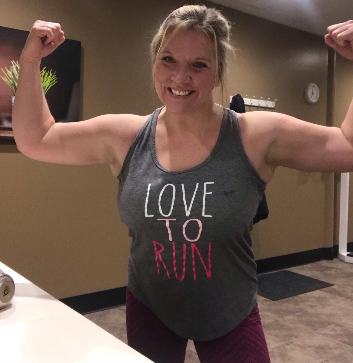 heatherfalkner's tweet photo. Ooffta...legs are jello and definitely gonna feel it more in these next couple of days. #littlebylittle #makingprogress #reachingformygoals #keeppushing #gonnagetfit #positivethinking https://t.co/jZetndpwCz