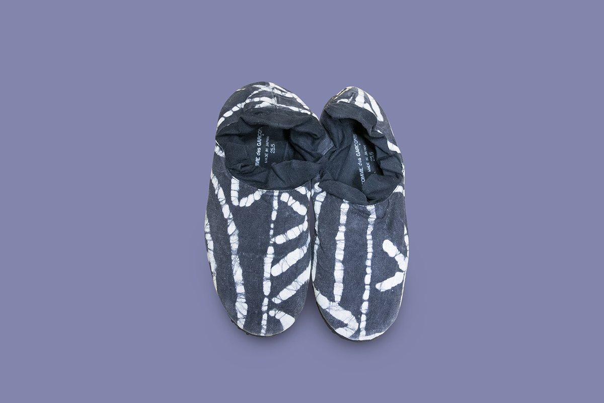 Comme Des Garcons 1985 Spring Summer hand dyed shoes in black. #コムデギャルソン