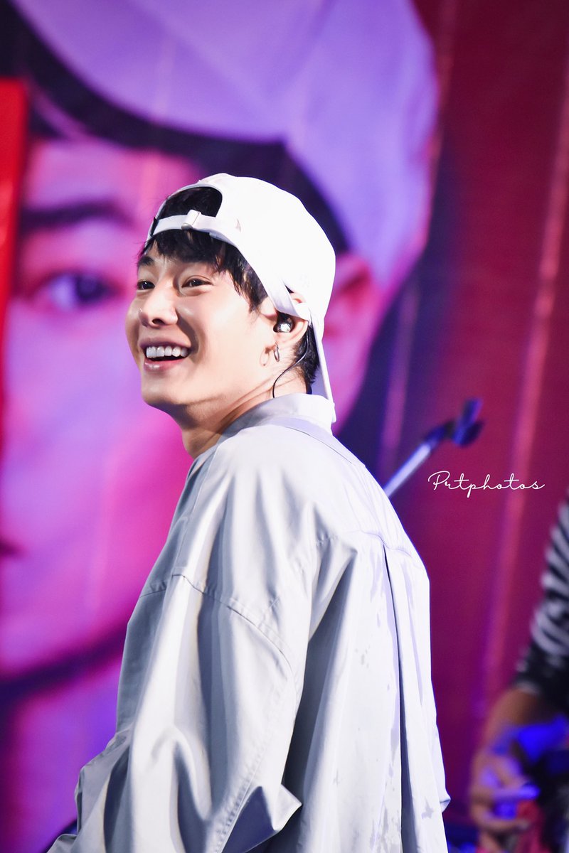 prtphotos_bkk's tweet photo. อีก 1 งานที่น่ารักมากๆ แต่งแบบนี้เป็นเด็กน้อยเลย

#เป๊กผลิตโชค 
#peckpalitchoke
#palitgallery 
#prtphotos https://t.co/38PwVpNchj