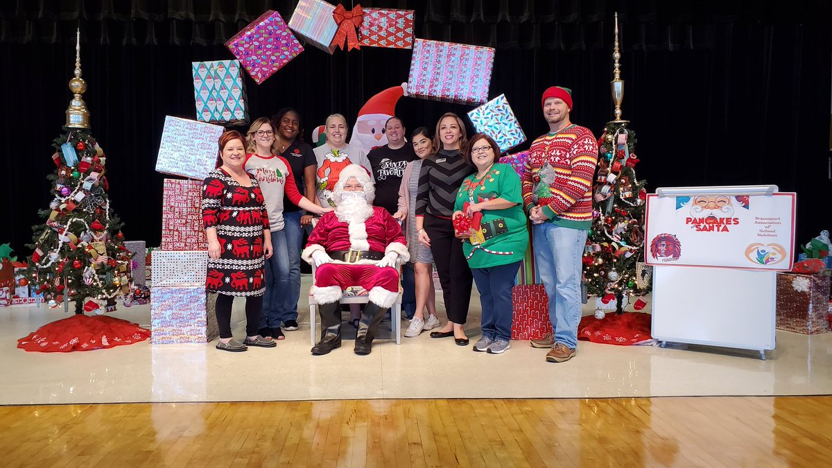alflores_fis's tweet photo. 2nd Annual "Pancakes w/Santa"at FIS in conjunction w/BASN. To all the sponsors: After 5 Rotary Club of LJ, TJs Lube Stop, Troy Brimage, Academy, Boot Barn, Natalie Woolsey Foundation &amp; FIS staff this event would not be possible w/o your donations. #Fromhereanythingispossible https://t.co/yoeF0OYTEP