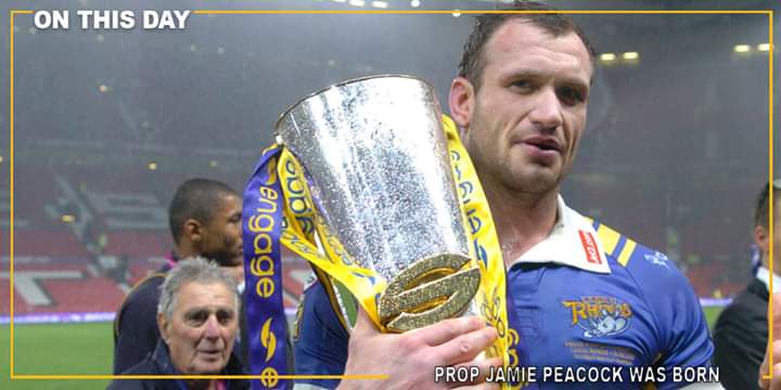 LEEDS RHINOS LEGEND JAMIE PEACOCK HAPPY BIRTHDAY        with the super league trophy RHINOS   