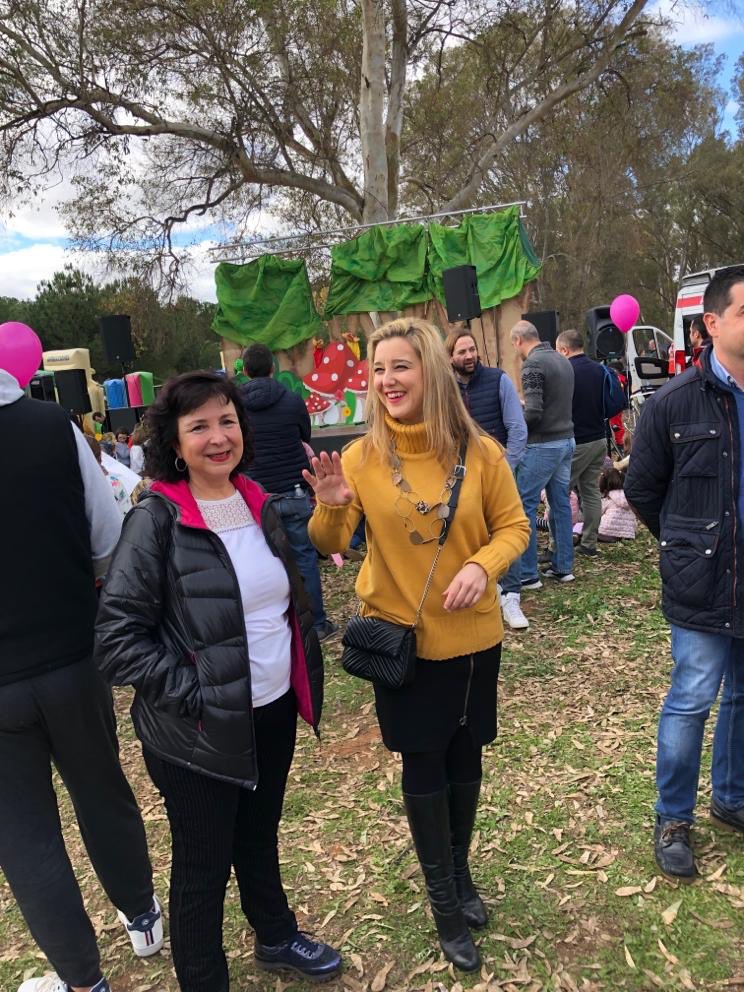 Hoy niñ<a href="/s/">『S』</a> y mayores han disfrutado de una bonita mañana con actividades lúdicas y deportivas🎯🏀 en un entorno único como es nuestro #parquederibera🌳#RiberasdelGuadaíra 
Una buena manera de cuidar nuestro entorno es conociéndolo y queriéndolo. #YocuidomiAlcalá😀