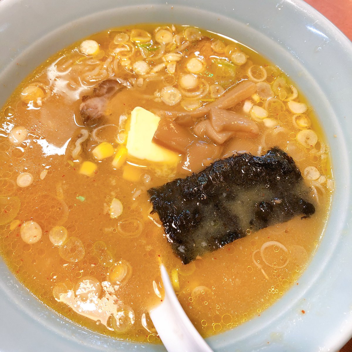 東京まんぷくラーメン