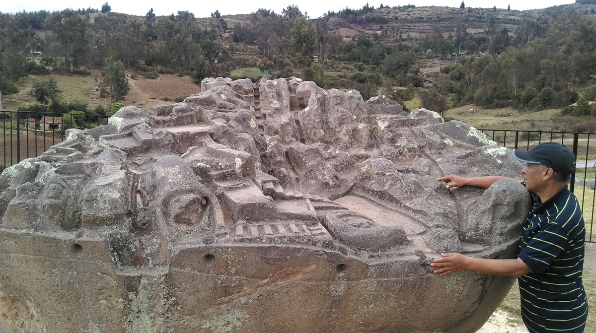 EMarmolistas's tweet photo. La escuela taller "Piedras", es un espacio para el aprendizaje y la constante actualización sobre el trabajo de las piedras naturales  y artificiales . En la foto la "Piedra de Saywite" en Perú.
https://t.co/nLW8uNCwmM https://t.co/cpDynVGfm1