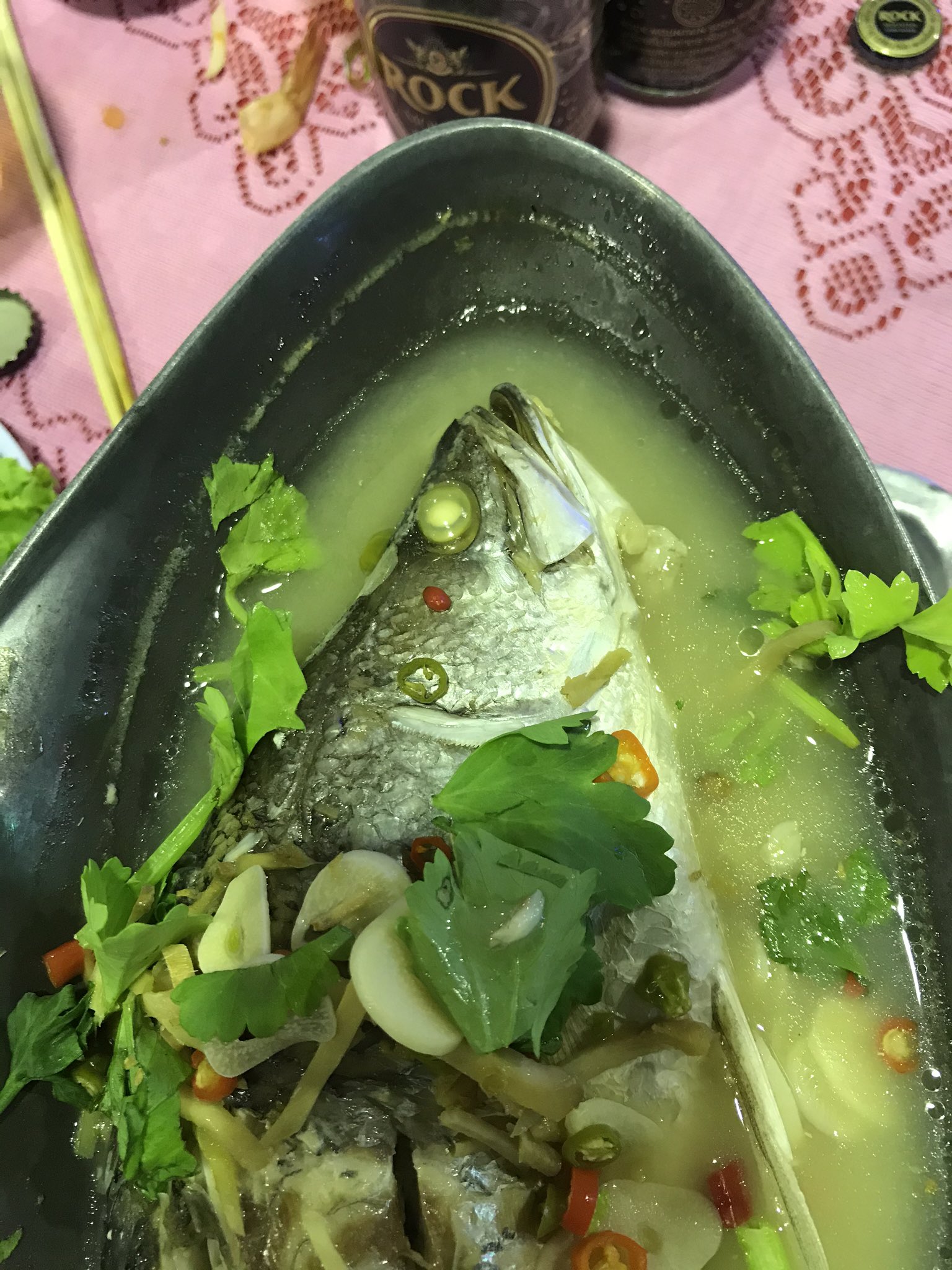 ノブチュウ ルアー専門 バラマンディの煮付け食べてみた 現地ではプラーカポンって言うそうです お味はやっぱりスズキそっくり Thailandfishing T Co 6v8esldl7n Twitter
