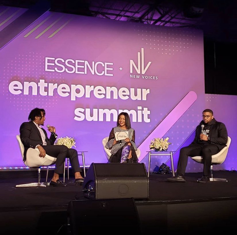 autumn_adeigbo's tweet photo. ๐Metanoya๐ wears our Astrid dress to moderate the panel for @newvoicesfamily @essence @target #entrepreneur summit #gorgeous #CultureColorConscience #GlobalGirls #AATribe https://t.co/vcIYhcwj7W