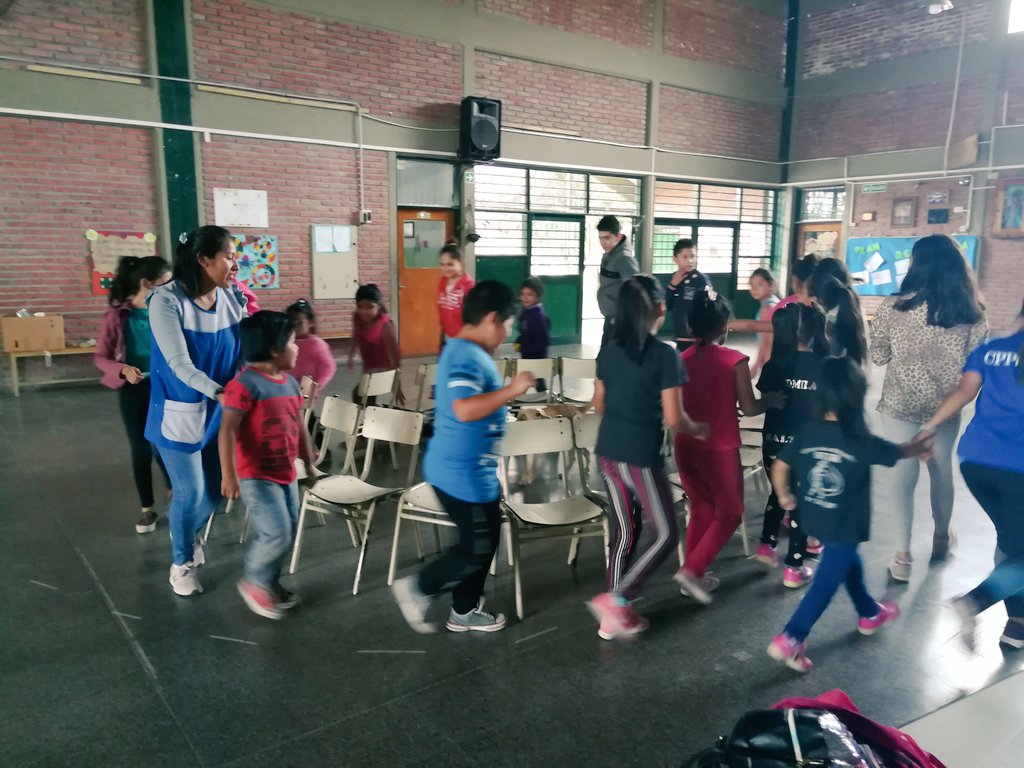 Y seguimos por ello...
#VamospormasNiñosyJovenesFelices💙 <a href="/artydance23/">Gilda Rodríguez</a> <a href="/GustavoSaenzOK/">Gustavo Sáenz</a> <a href="/ferdiptorres/">Fernanda Dip Torres</a> <a href="/matiascanepa/">Matías Cánepa</a>