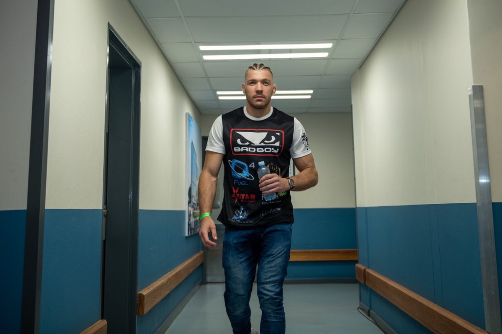 The champ is here! <a href="/dricusduplessis/">Dricus Du Plessis</a> #EFC83