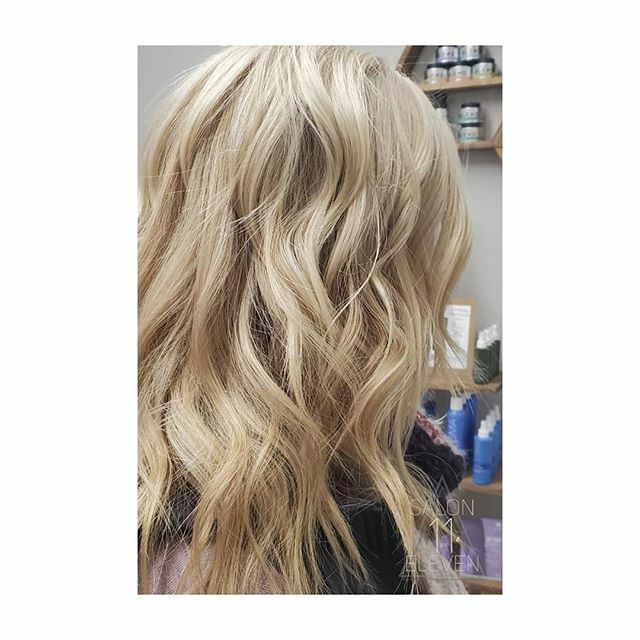 itsbre_indy's tweet photo. ☃️❄️ @milbonusa smooth treatment for the shine! .
.
.
#salon11eleven #bremusgravehair #indianapolis #greenwood #greenwoodstylist #indystylist #solasalonsgreenwood #blondeAF #colormebykm #lomahaircare #designmehair #milbonsmooth #hair #beauty #igersindy #… https://t.co/V3ttZOuc2R https://t.co/aQtkISesQZ