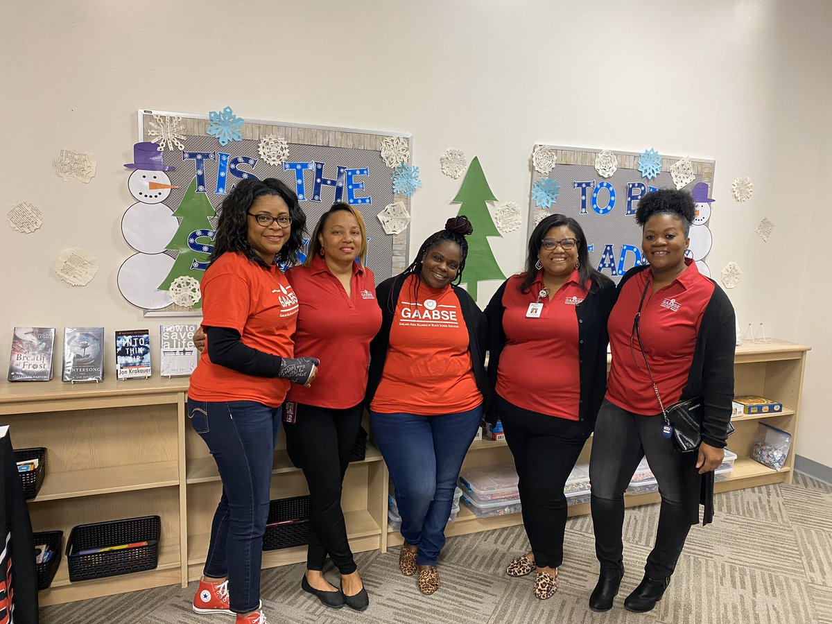 kishaculpepper's tweet photo. Professional Development designed to meet the needs of some of our most fragile students w/ @GarlandABSE @iamnickgaines @ask4rhonda @sssmith0903 @mathisreald1 https://t.co/FavtFK5qTF