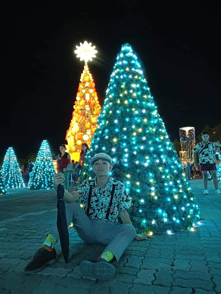 Prynsipeeee's tweet image. Hey you💛