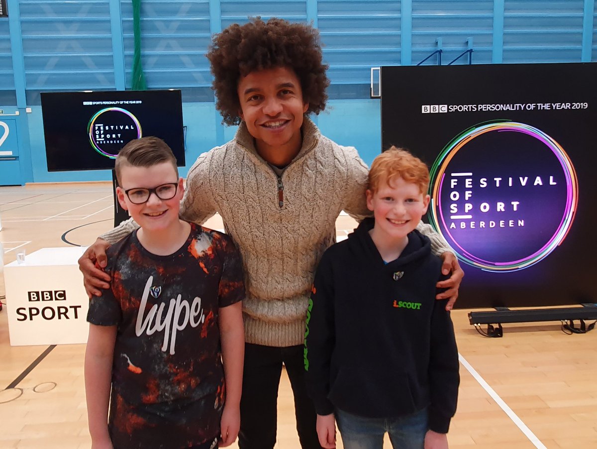Great fun at #bbcfestivalofsport today, before #SPOTY tomorrow. James and Rory got to meet some past and present #blupeter presenters <a href="/Linds_bluepeter/">Lindsey Russell</a> and <a href="/iamradzi/">Radzi</a>