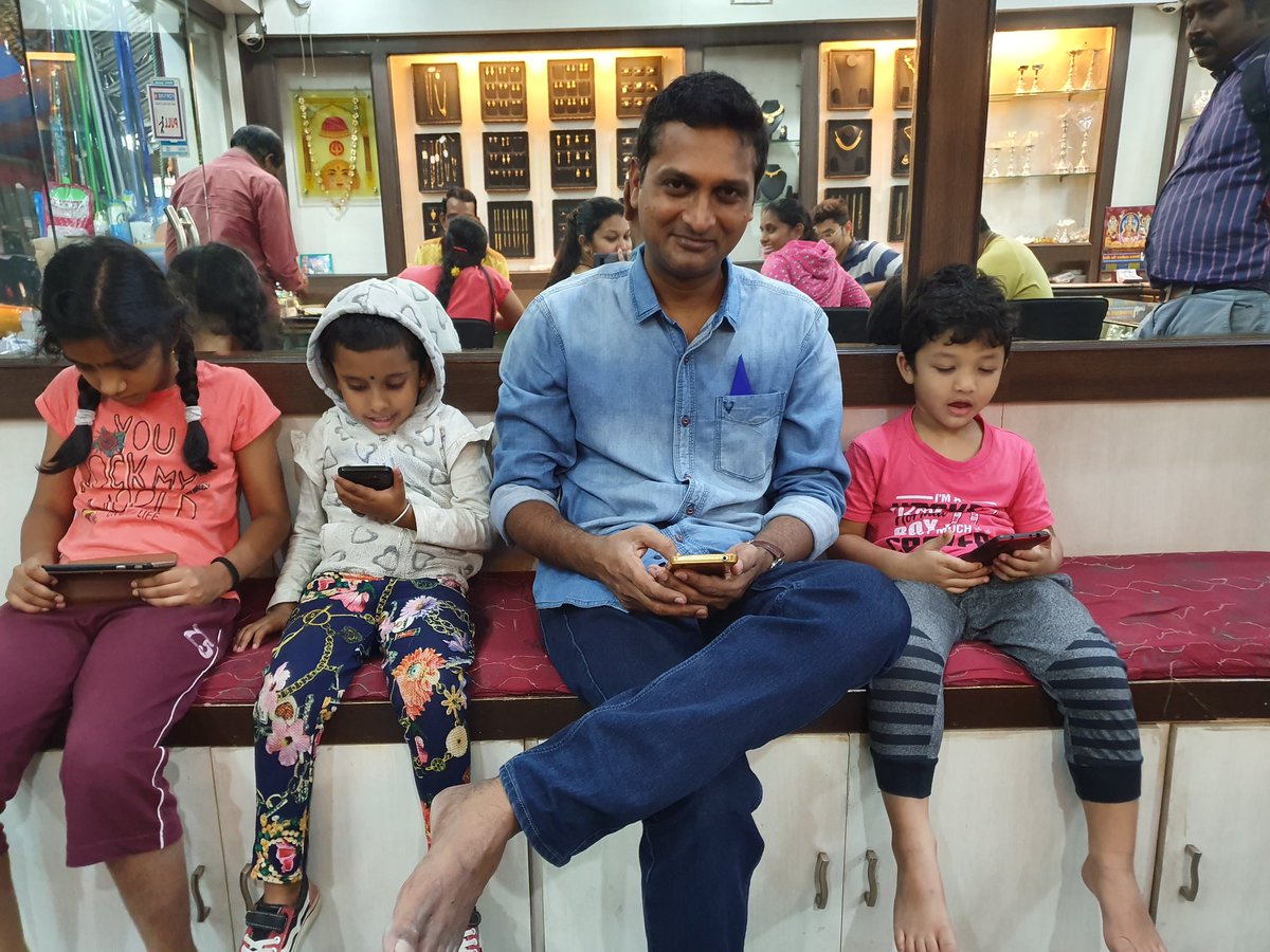 We kids are busy on mobiles while moms are shopping 😊😊
#Mobileaddiction #CrazyGadgets