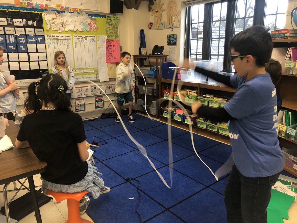 mrs_wolin's tweet image. Exploring waves and energy in science #FossScience #112Leads #RaviniaRocks