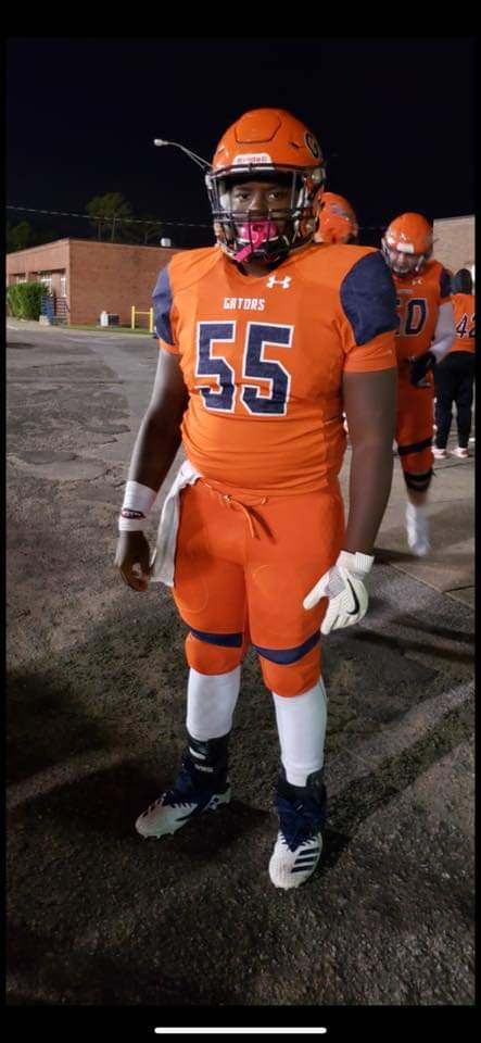 Mr_RobbinsHood's tweet image. Two #MRN student athletes participated in the #FHSSA Class 6A State Championship. Escambia High School Gators’, Deterius Gideon (senior) and Amir Graham (sophomore). 
#positionpreparedevelop #studentathletes #ACTPrep #collegereadiness #workforcereadiness #morethananathlete