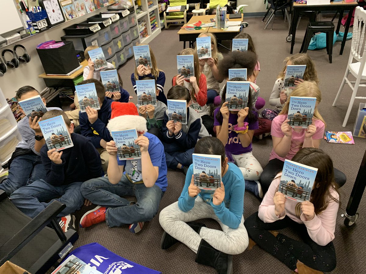 VanessaP_CCSD's tweet photo. We are thankful for our amazing book sponsors and monthly pen pals ๐ฆโค๏ธ๐ โNo school Novemberโ got in the way of our typical schedule, so this is #latepost #runningbehind #catchingup #notenoughhoursintheday #thankful #grateful #ccsd #1forkids #frias https://t.co/KNZJH65WFe