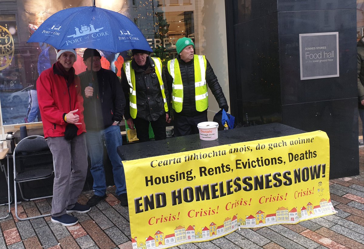 Vote4Homes's tweet photo. Our last Information Stall of 2019, frozen &amp; wet but keeping the cause highlighted.

With the worst ever figures for #homelessness it is beyond time that a National Emergency Committee was set up to address the issue.

We need to force this in 2020. https://t.co/Tbjndyhhsw