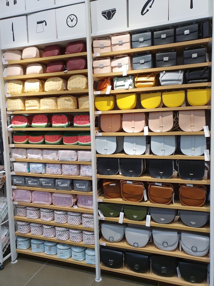 MinisoBrasil's tweet photo. Loja inaugurada! Caxias do Sul, vamos conhecer a primeira Miniso do Rio Grande do Sul? Tem muita coisa legal! Não deixem de ir conferir.❤️
📍Shopping Iguatemi Caxias - Piso Térreo.
#minsobrasil #riograndedosul #caxiasdosul #natalminiso2019 #lojanova #minisopresentes https://t.co/2pHpNS5hZB