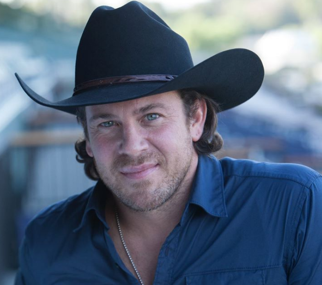 CKVotePromote's tweet photo. #Kaniacs have you IMDb'd @ChristianKane01 lately? Check out his movies &amp; TV shows!! #Leverage #TheLibrarians #Angel #50to1 #HeavenSent to name a few . . . and coming in 2020 #AlmostParadise!! Please RT to spread the love. #ThisIsWhatWeDo Click here https://t.co/oBCxh1k1wE https://t.co/fxGnstYxHH