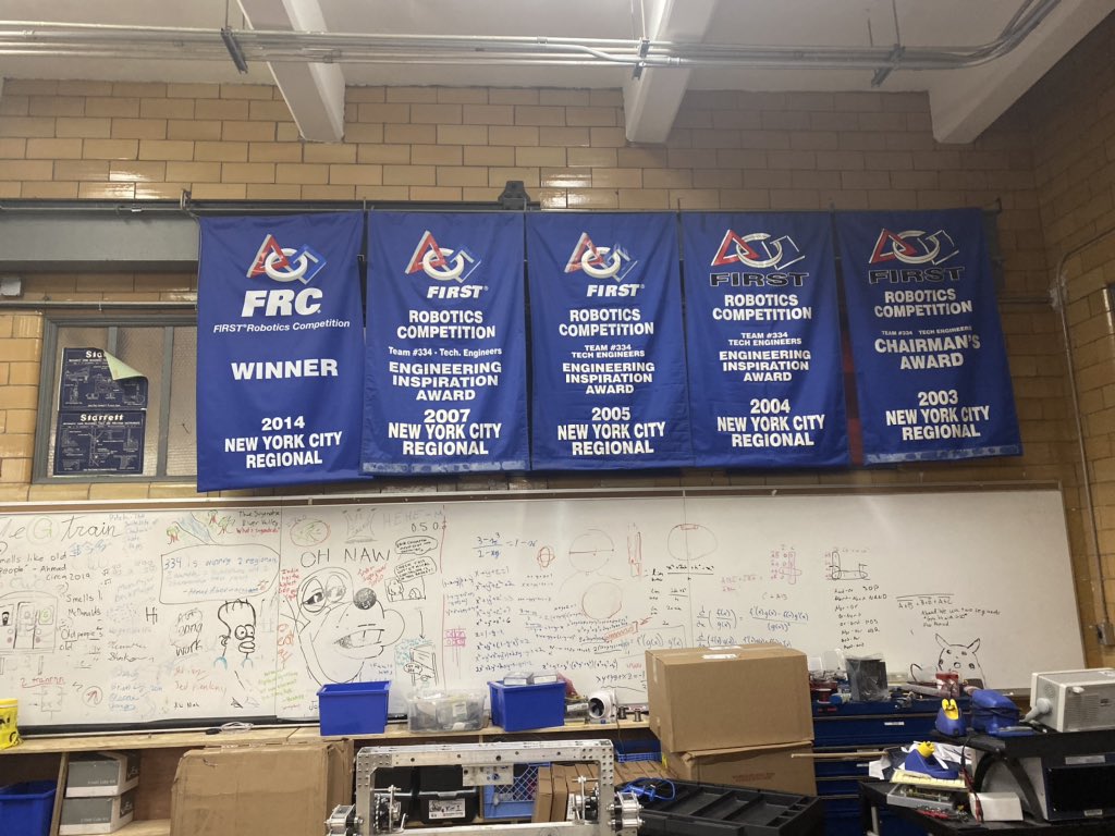 innovate_in_ed's tweet photo. The largest high school in the nation with 6000+ students is @BrooklynTech_HS and every student here takes Advanced Placement computer science principles course -WOW! Thank you Principal Newman for all the history and rich discussion this week! https://t.co/4mCspJIPpQ