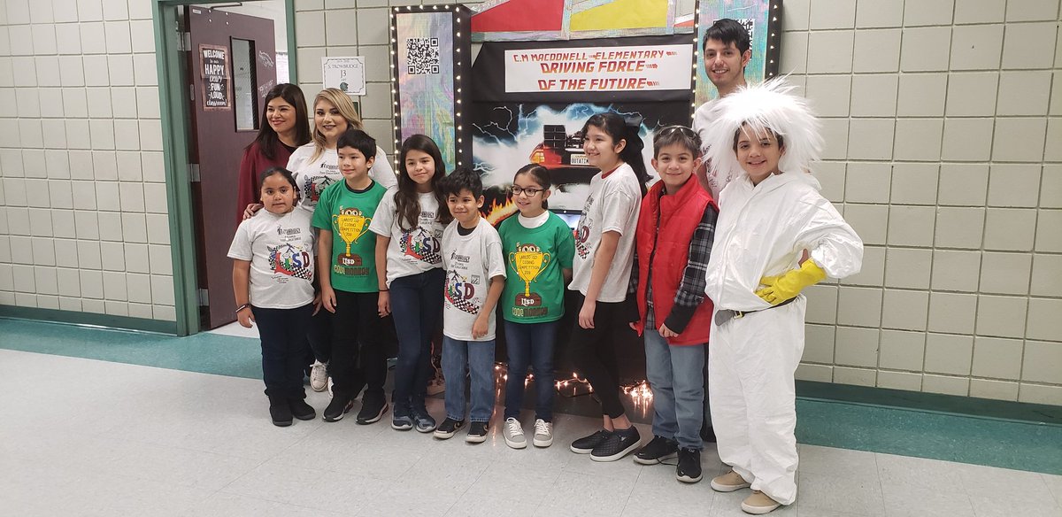 Roger_Salazar7's tweet image. Technology Expo 2019 at Lamar Middle School. @MacdonellHawks representing. Shout out to @MsChrisVanCross . Go Hawks Gooo!!
#technologyrules
#techexpo2019
#macdonellhawks