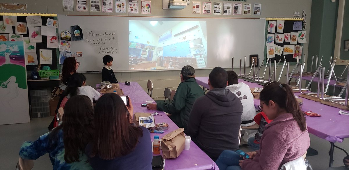 Roger_Salazar7's tweet image. Technology Expo 2019 at Lamar Middle School. @MacdonellHawks representing. Shout out to @MsChrisVanCross . Go Hawks Gooo!!
#technologyrules
#techexpo2019
#macdonellhawks