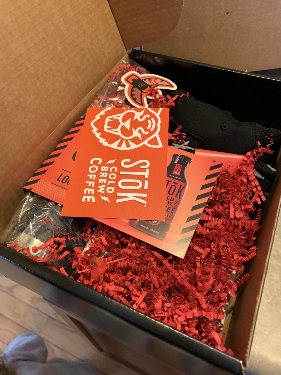 cardiganrecords's tweet photo. Well I do drink a lot of Stok Cold Brew Coffee... Thanks for the care package Stok! #stokd #gotitforfree #stokcoldbrew #stokcoffee #stokcoffeecrew #stoksquad #cardiganrecords https://t.co/vTk6s4kZxD