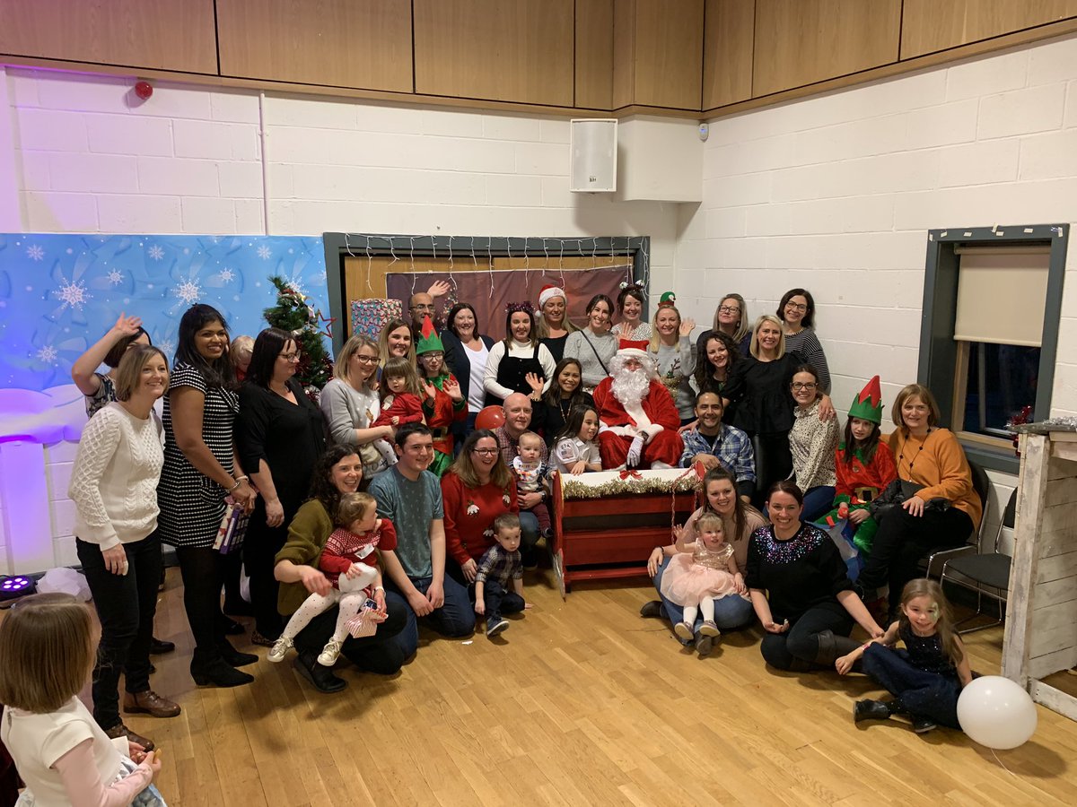 Claire Stark tweet media