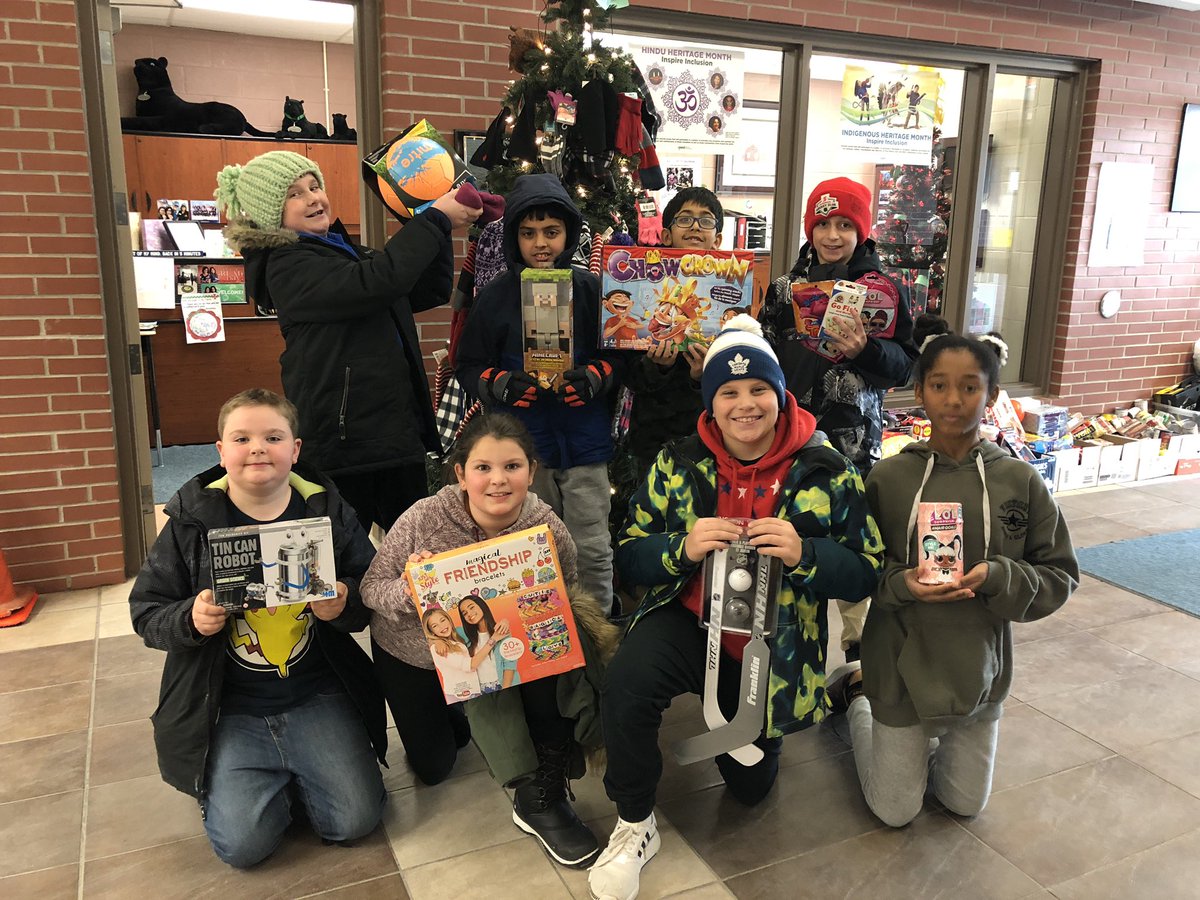 Mrs. Aitkins tweet media