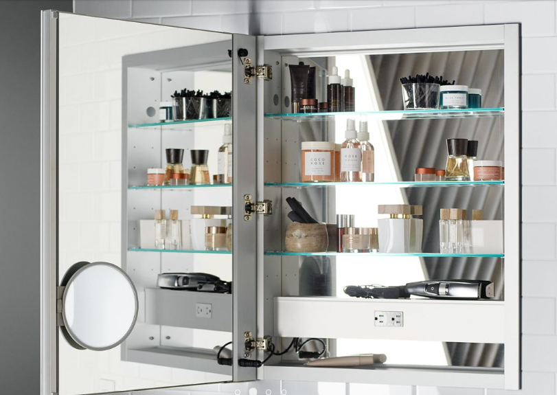 For your #HolidayGiftIdeas, make a small change that brings a big impact! Surprise your loved one this with a brand new medicine cabinet from #Verdera collection. bit.ly/33Wugl8