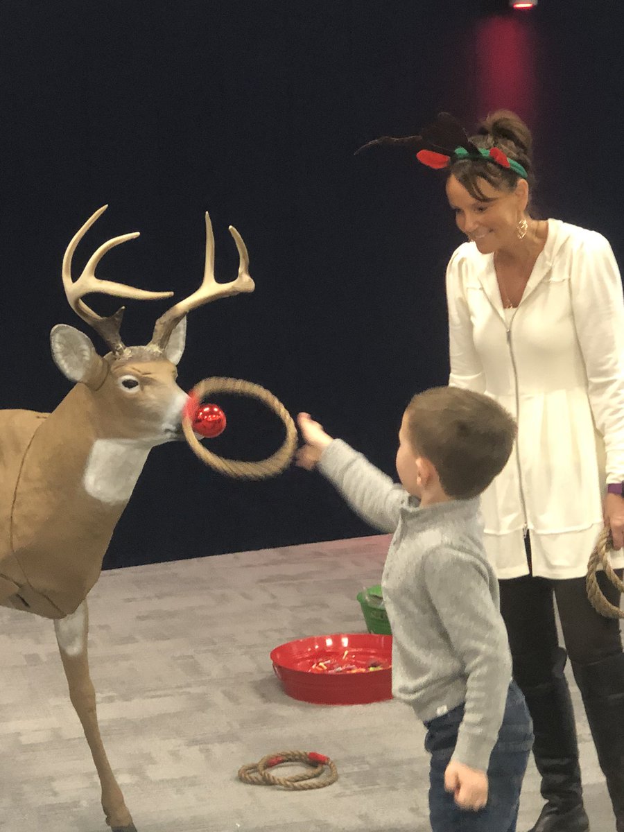 ChrisDiCapo's tweet photo. Thank you @starkeyhearing for a very fun #Starkeysanta https://t.co/Srd3dUAoiY