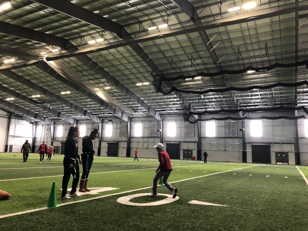 scastro122's tweet photo. The @SOTexas individual skills competition is over. Get to @DelValleISD @dvisd_athletics complex for the awards ceremony!!! https://t.co/Mjh88sIyov