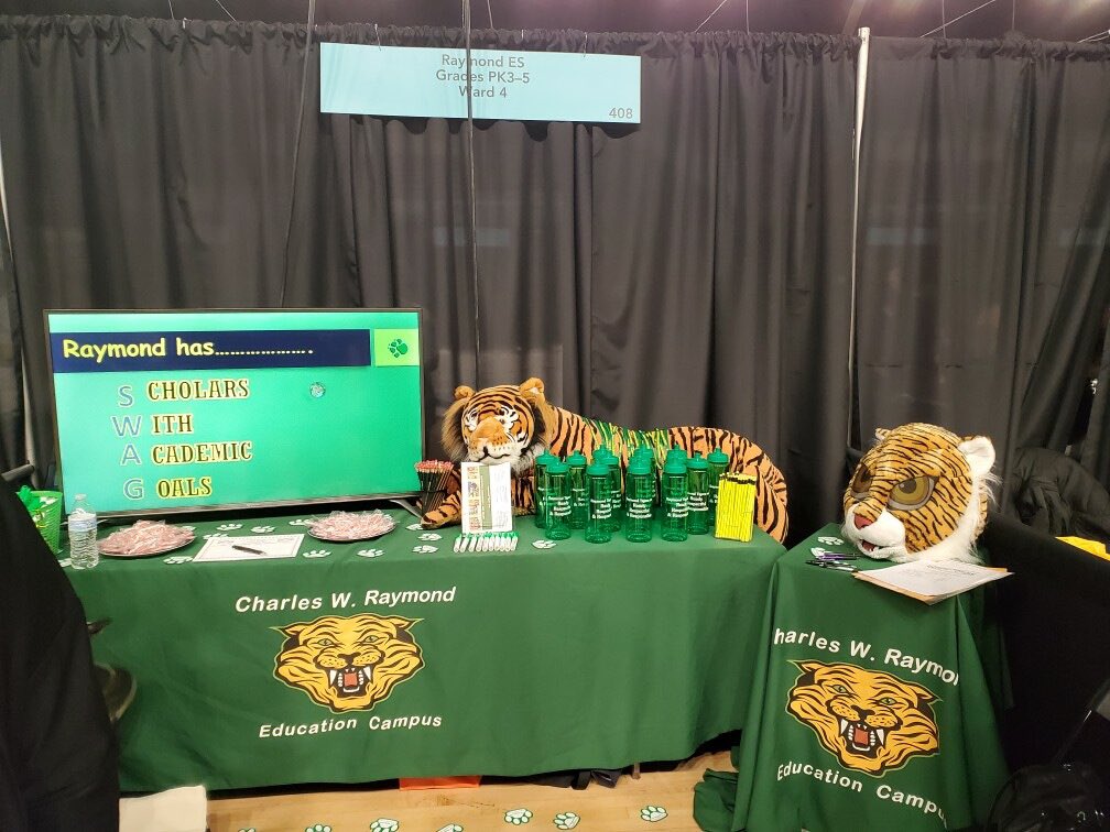 Raymondlibrary1's tweet photo. Come CHECK US OUT AT #edfest2019 ... BOOTH 408....  @MySchoolDC @dcpublicschools https://t.co/zULRfPORvM