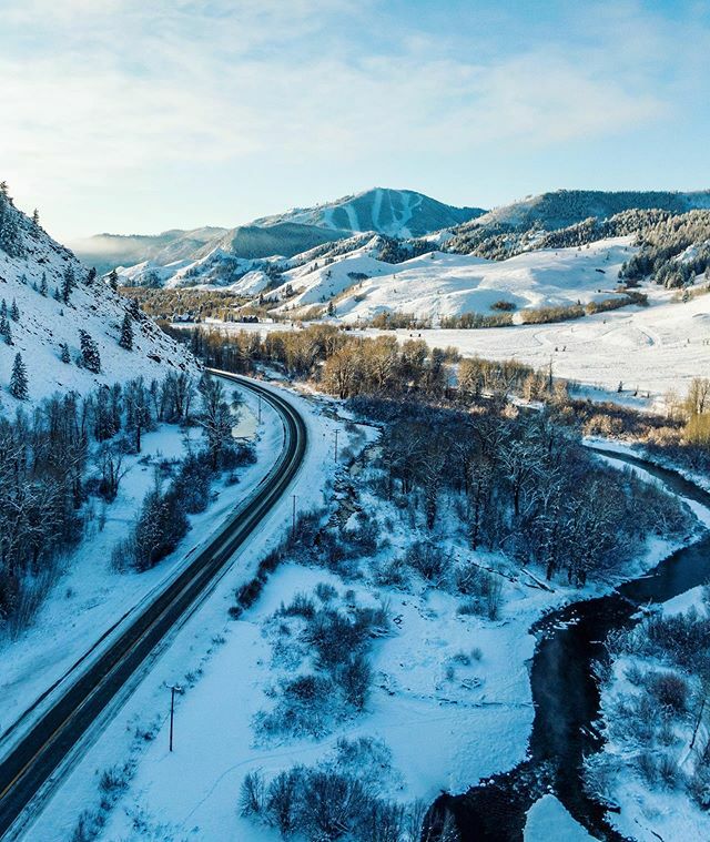 oliverguyphoto's tweet photo. Mountain Town Roads
.
.
.
.
.
#sunvalley #seeksunvalley #idahodaily #idahomeshop #weknowidaho #nature_brilliance #EarthVisuals #artofvisuals #welivetoexplore #natureaddict #naturediversity #naturelovers #awesome_earthpix #liveauthentic #thecreative #live… https://t.co/5sdTlYYVgO https://t.co/phNTln5NBY