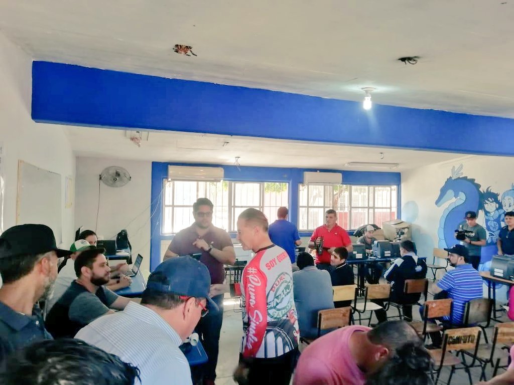 El Personal del SATES instruidos por su Director General, Maestro Gabriel  García Coppel, atienden la #JornadadeApoyo en la 