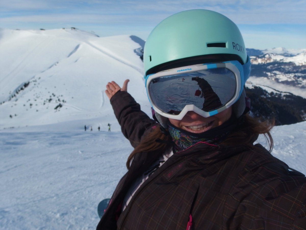 GlideToursPT's tweet photo. É disto que gostamos! Clientes e amigos a curtir a neve em condições espectaculares. Obrigado Marta pela tua partilha! E tu, já decidiste onde vais fazer neve este ano? Vem a Flaine connosco!

Créditos da foto: Marta Pacífico

#ski #snowboard #snowspecialists #glidetours #flaine https://t.co/xBz9y5rQbW