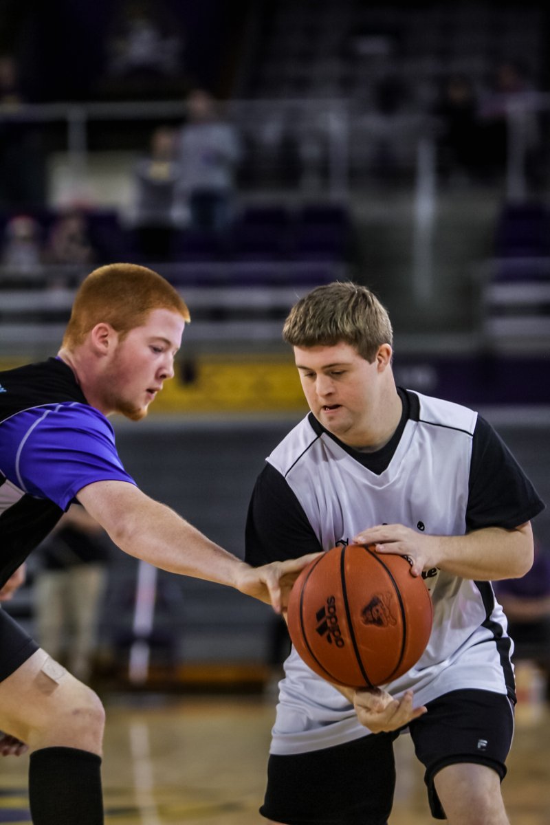 ECUAthletics's tweet photo. We were happy to welcome the Spirit League of North Carolina to play a quick game of 🏀 during halftime of today's @ecubasketball game. #GoPirates☠️ https://t.co/wTxt5JJ1cn