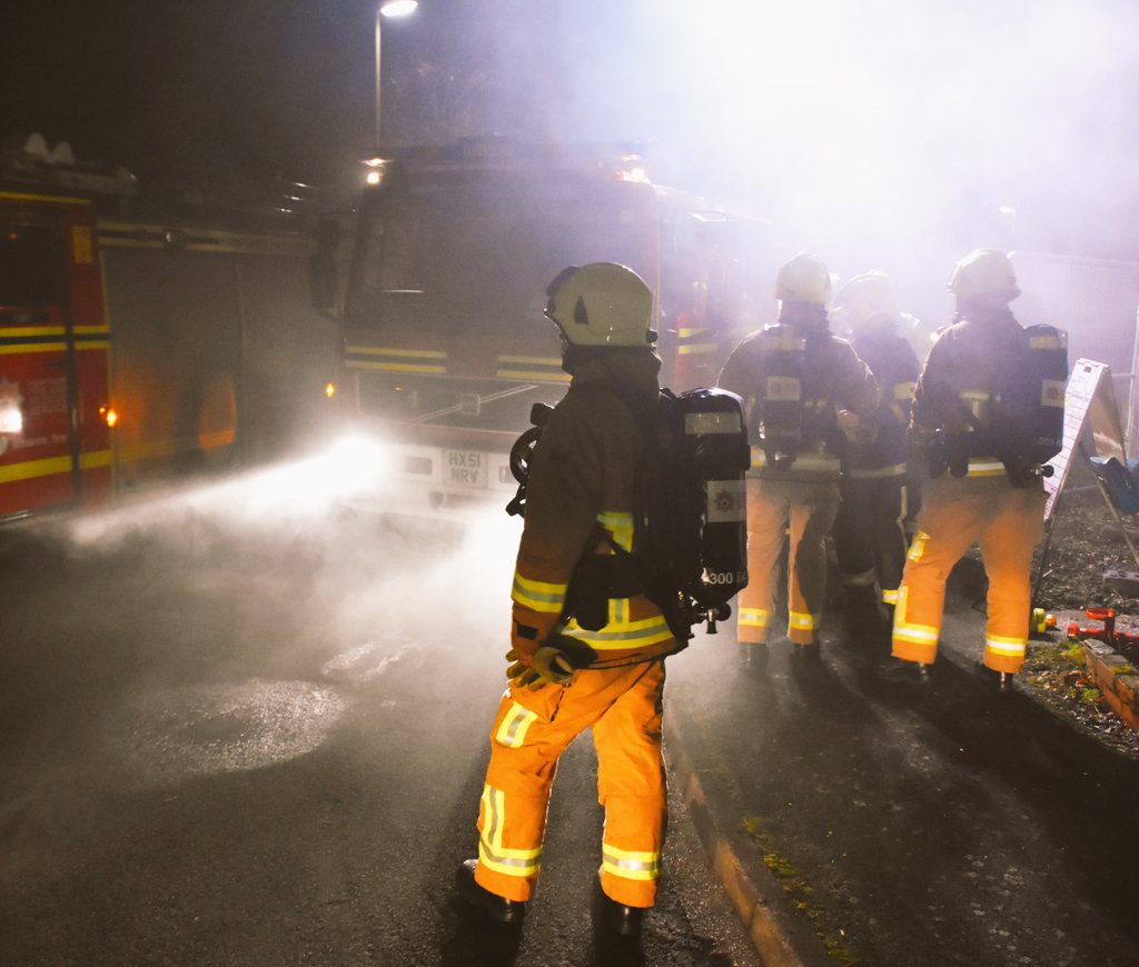 Firesnapper999's tweet photo. #SomewhereTonight A #CommunityFirefighter will hear the command "Start Up!", and prepare to place the welfare of a stranger above their own. #JoinOurFireFamily https://t.co/q3tySaEcXZ