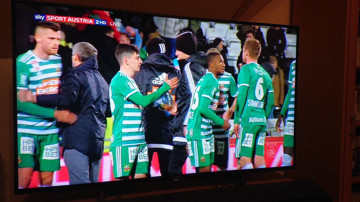 _Mike_236_'s tweet image. SIEG! 

#SCR2019 #skrapid #ラピード・ウィーン #北川航也 #清水エスパルス #spulse