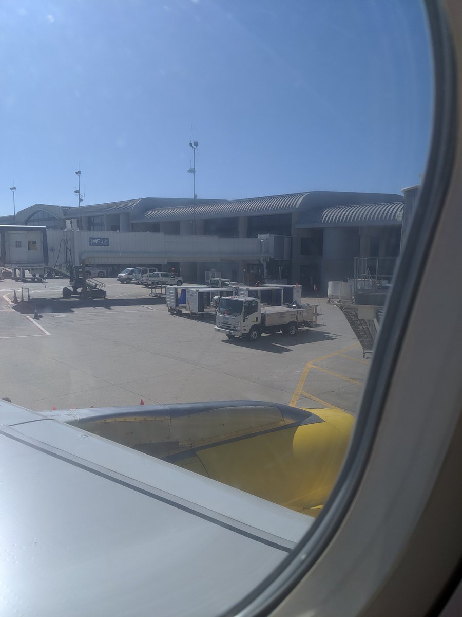 FashEric's tweet photo. @SpiritAirlines flight delayed by over 2hr. Any compensation for the passengers? #flightdelays #delay https://t.co/oDcsXj7GmH