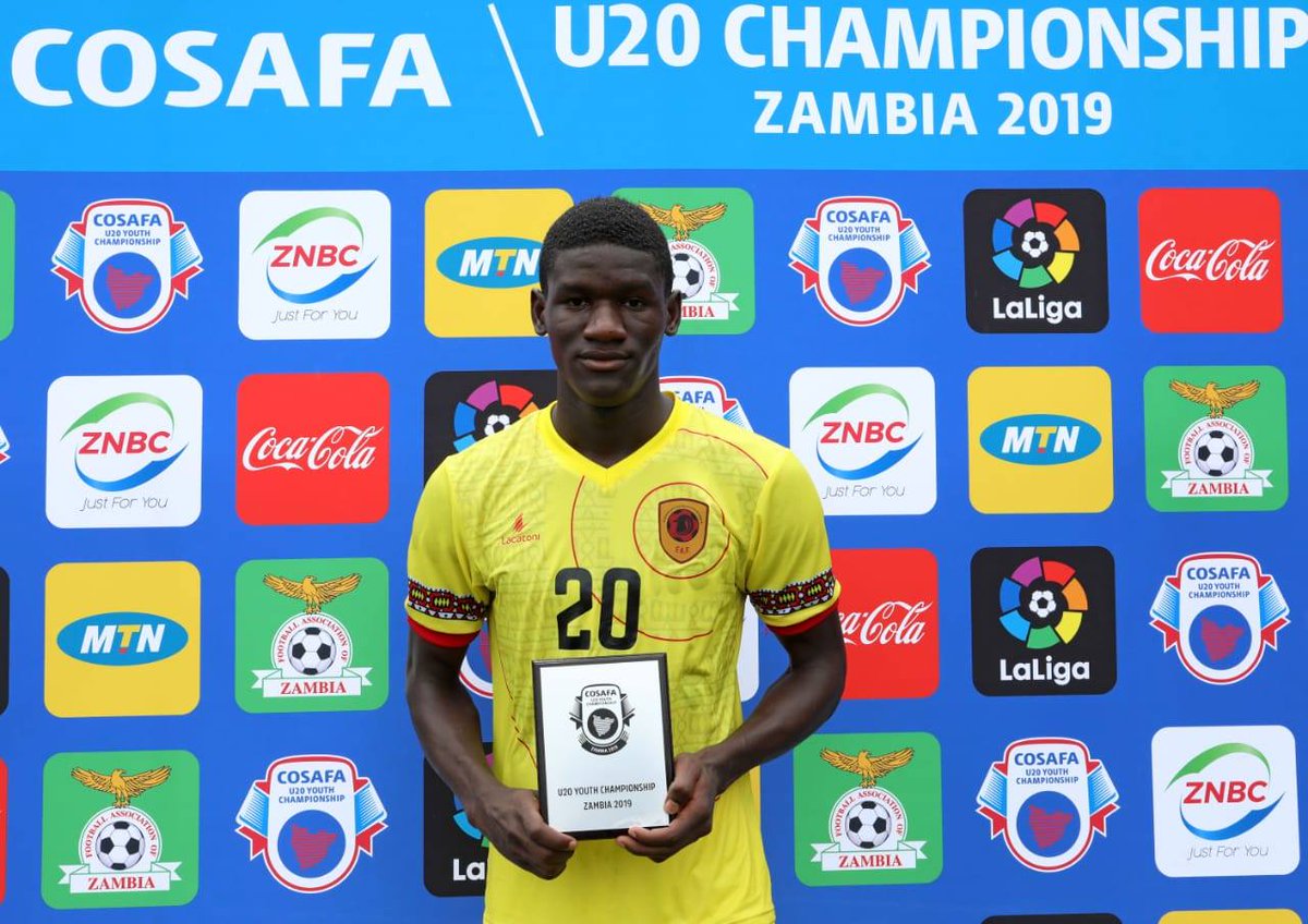 faffutebol's tweet photo. #COSAFASub20⚽️🥳
𝐀𝐦𝐛𝐫𝐨𝐬𝐢𝐧𝐢 𝐒𝐚𝐥𝐯𝐚𝐝𝐨𝐫 😎𝐙𝐢𝐧𝐢 𝐞𝐥𝐞𝐢𝐭𝐨 𝐨 "𝐡𝐨𝐦𝐞𝐦 𝐝𝐨 𝐣𝐨𝐠𝐨"🏆
Marcou 6⚽️ no Torneio... @𝐙𝐢𝐧𝐢 😎 #BOTA de ouro da COSAFA Sub20 2019🎊🥂🍾✊😎👏👏👏
#ForçaPalanquinhas💪💪💪 Parabéns 😎rapazes👍
#FAF
#COSAFA https://t.co/9LFGpDX3E2