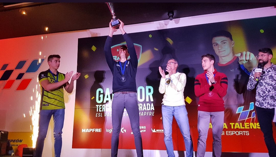 Carlos Quilez tweet media