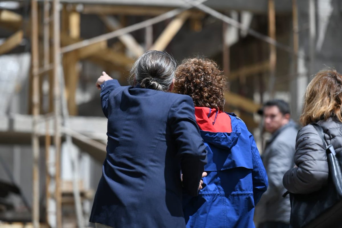 En su visita por Bariloche <a href="/ArabelaCarreras/">Arabela Carreras</a>, recorrió la obra del Polideportivo del Centro Regional Universitario Bariloche. Con esta nueva infraestructura las y los estudiantes de Educación Física con orientación en montaña, contarán con todo lo necesario para su formación.