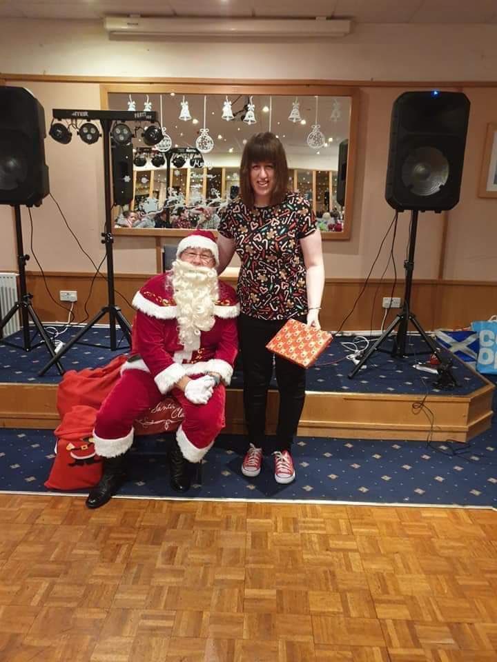 CornerstoneFELB's tweet photo. Here’s Roisin who’s supported by #TeamBordersCS enjoying the Diskobility Christmas Dance in Innerleithen last night 🎅🏻🎄💃🏻🕺🏾☃️💙 https://t.co/vnpin02b95