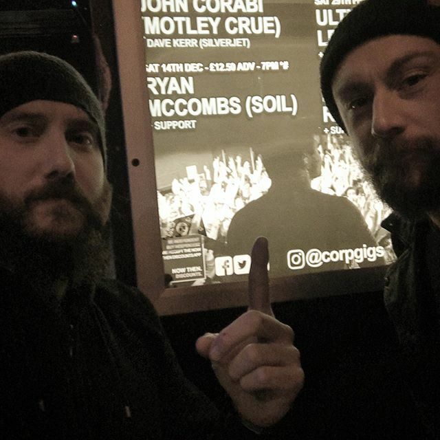CIElODRIVEUK's tweet photo. Well we're in Sheffield tonight as @ryanmccombs37 backing band for his acoustic-not acoustic shows. Get out the cold and join us for the night!
@corpsheffield 
#SOiL
#Unsigned 
#NewAlbum
#NewMusic 
#Rock 
#RockMusic 
#RockBand 
#UnsignedArtist 
#SupportIndependent 
#LocalMus… https://t.co/n6TQOdaneE